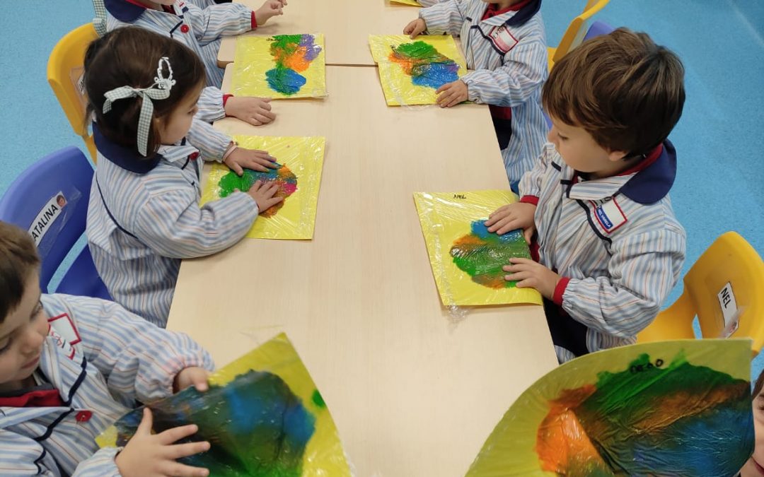 Protegido: Aula de 2 Años: Estrella para el Belén Infantil, Mural y pintamos con los dedos