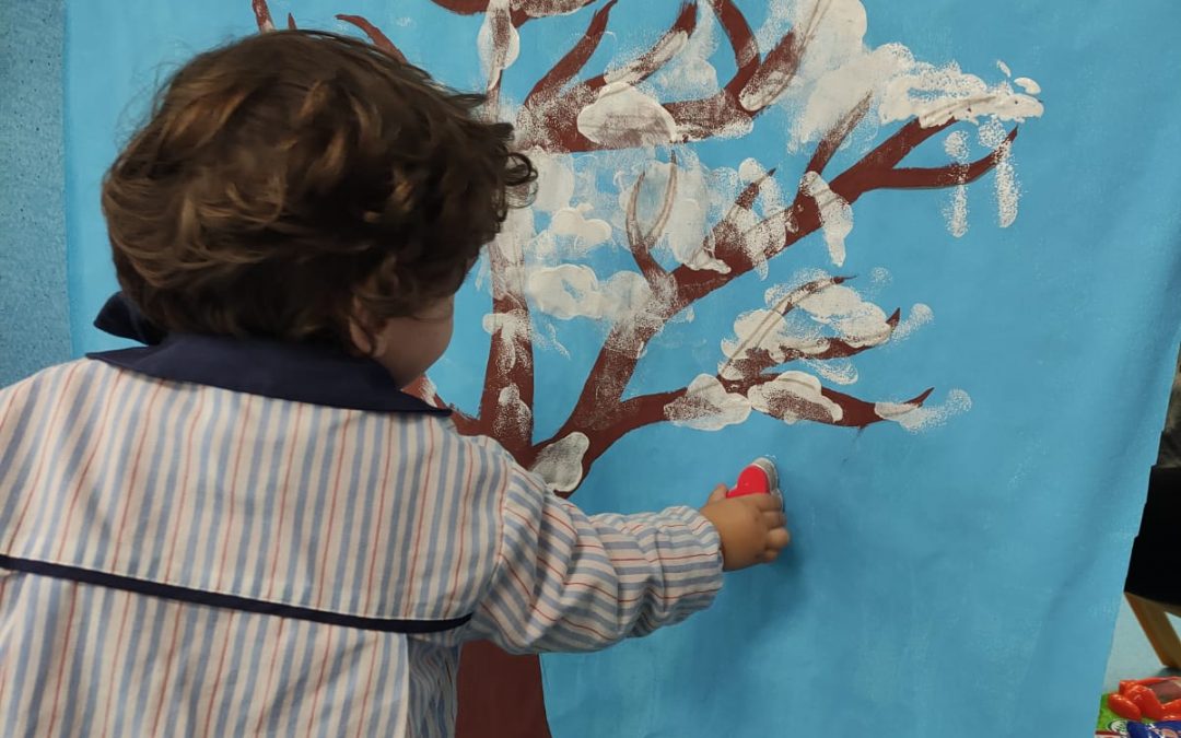 Protegido: 2 Años: Ositos Polares, árboles de invierno y estampación de triángulos