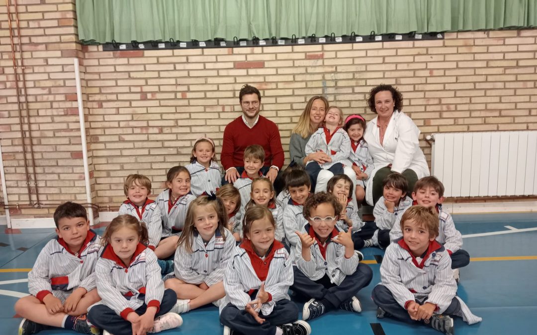 Protegido: Cinco años  :  hoy en nuestro proyecto del cuerpo nos visitan unos padres médicos  para hablarnos del corazón