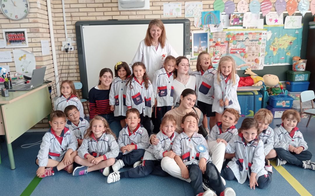 Protegido: Los chicos de 2º de bachillerato nos cuentan a los peques de infantil como ha sido su paso por el colegio